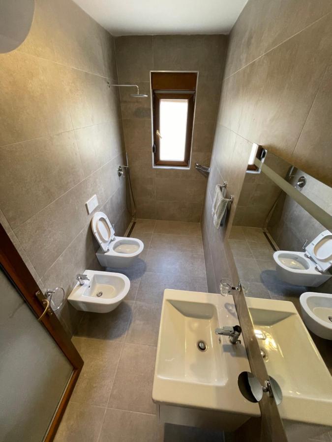 Gjiri Lalzit Apartment Дуррес Екстер'єр фото